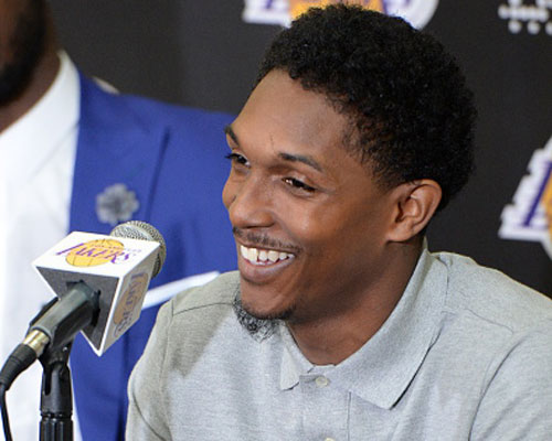 狼队电竞宣布获得重庆绿发实业集团数千万战略投资